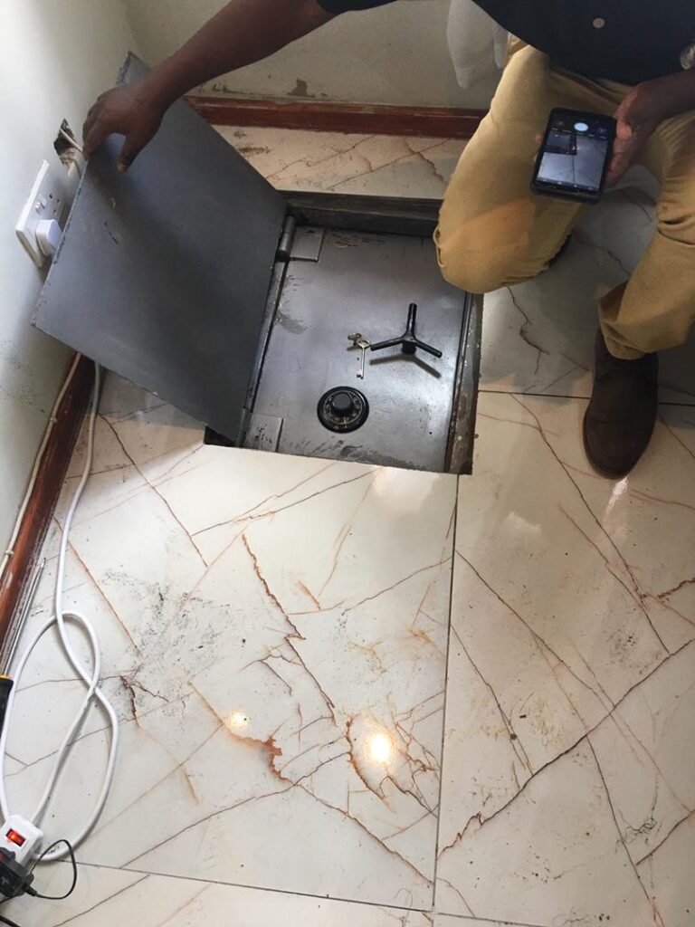 concealed wall mounted safes